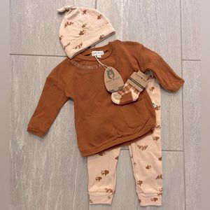 NWT Emily and Oliver Organic Cotton Adventure Set